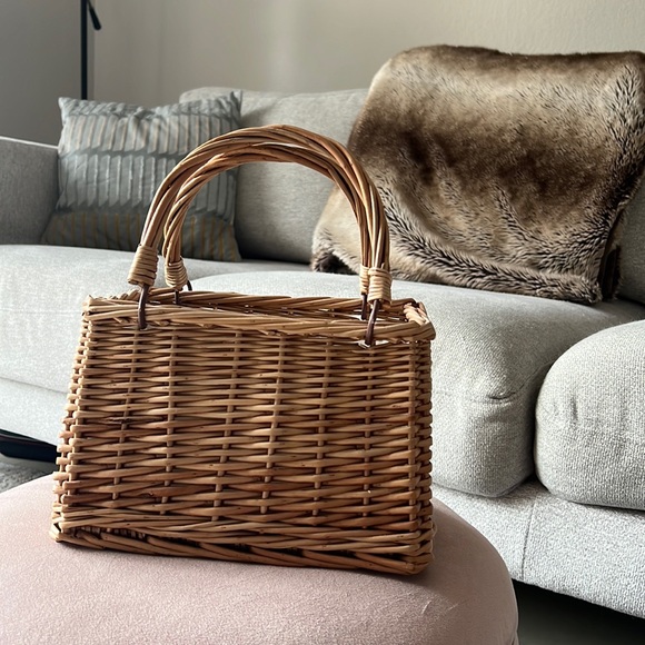 Handbags - Beautiful Wicker Basket